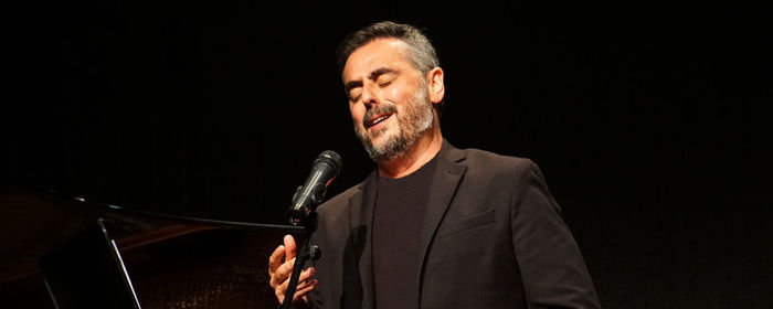 ANDONI MARTIÌNEZ BARANÌƒANO. CHANTEUR LYRIQUE / TÉNOR.